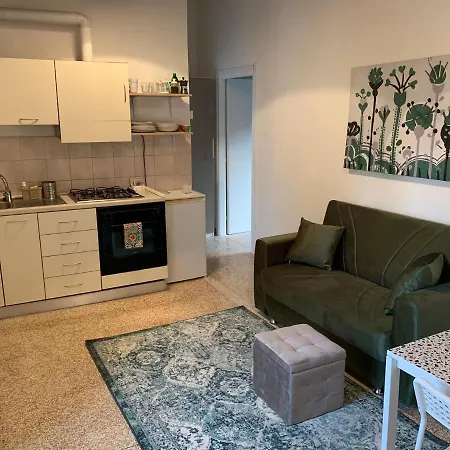 La Bracceschina Apartment *