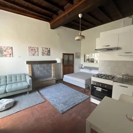 La Bracceschina Apartment