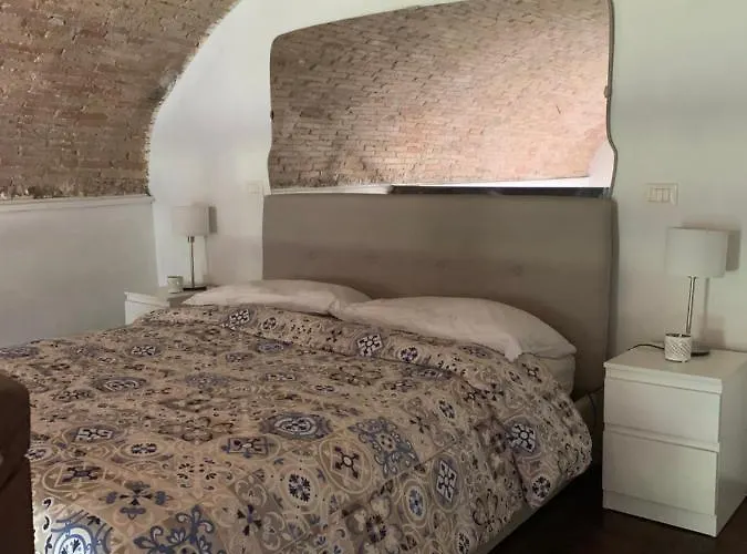 La Bracceschina Apartment *